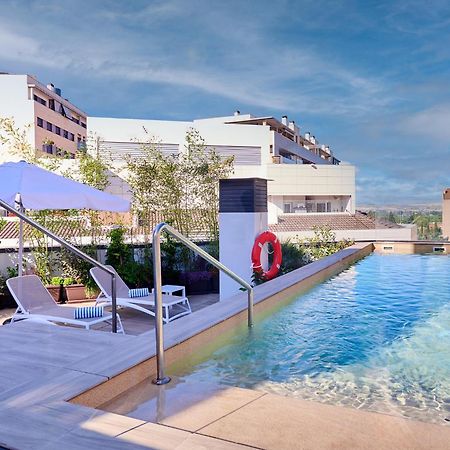 Apartamentos Luna Suites غرناطة المظهر الخارجي الصورة