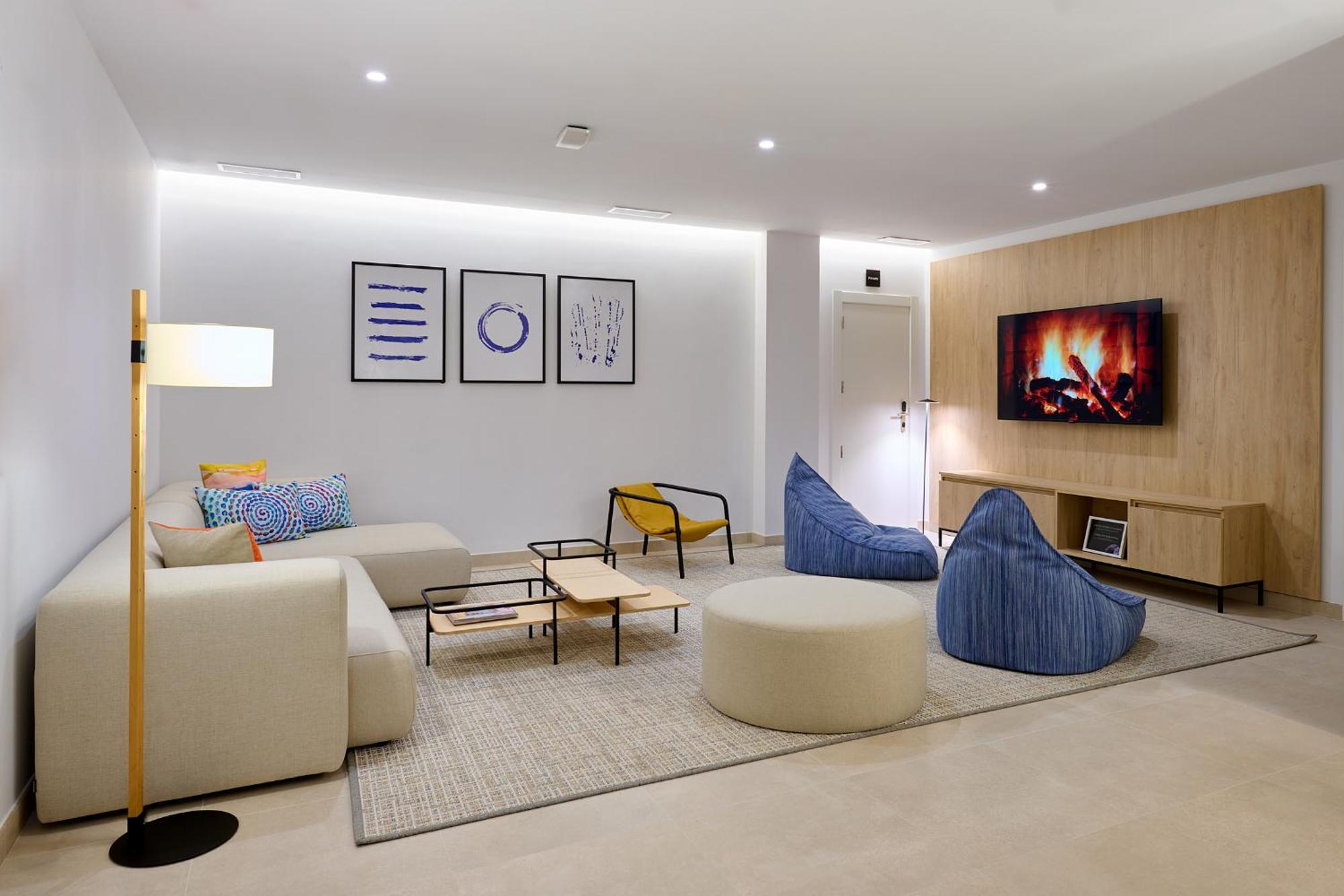 Apartamentos Luna Suites غرناطة المظهر الخارجي الصورة