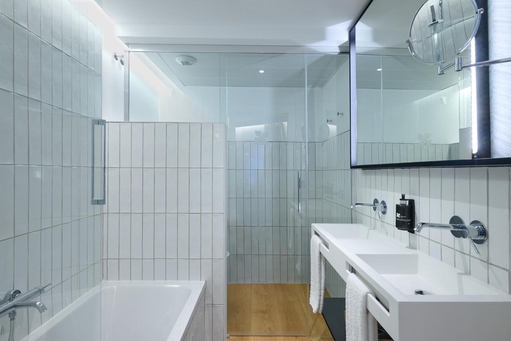 Apartamentos Luna Suites غرناطة المظهر الخارجي الصورة