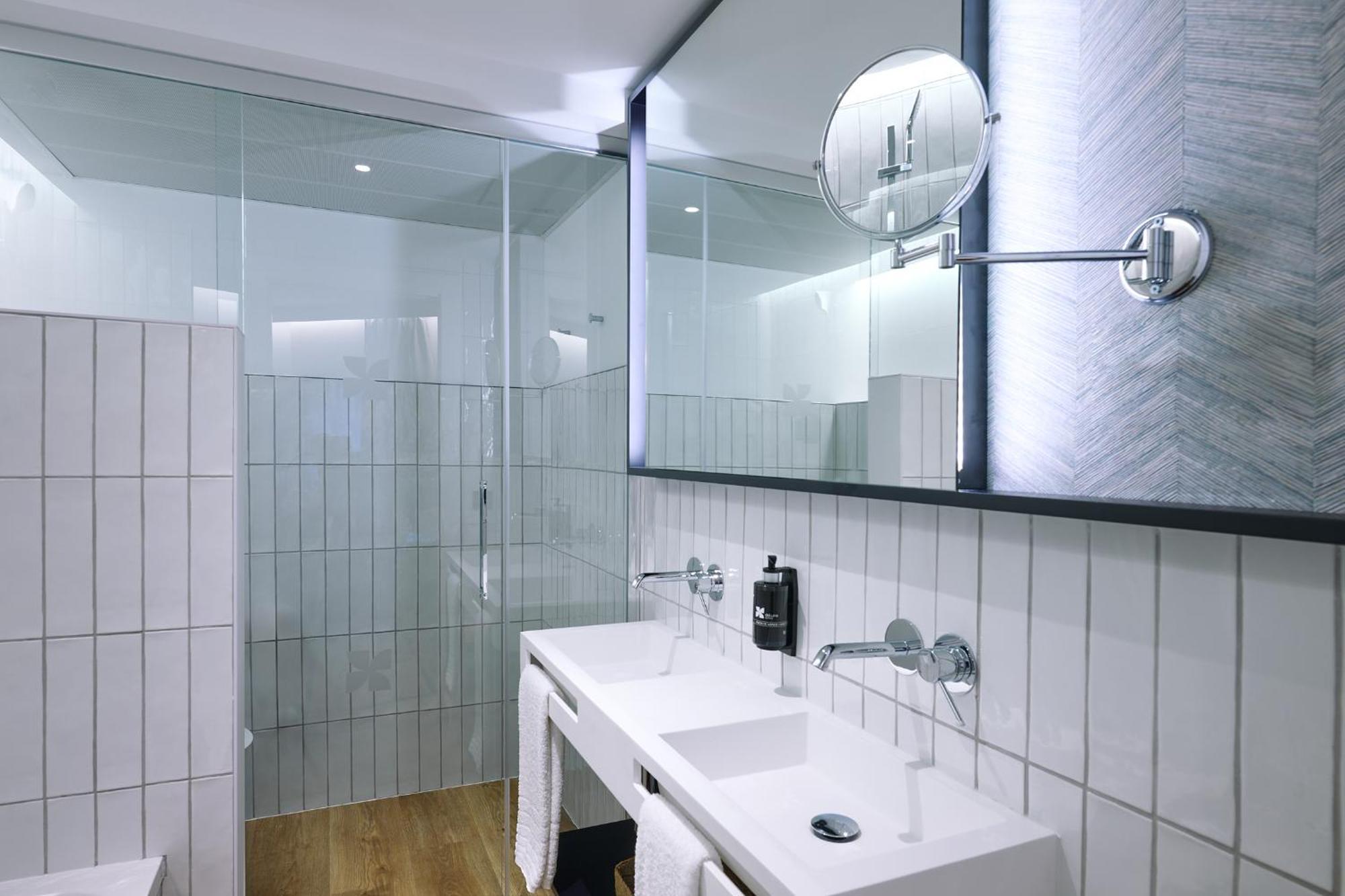 Apartamentos Luna Suites غرناطة المظهر الخارجي الصورة