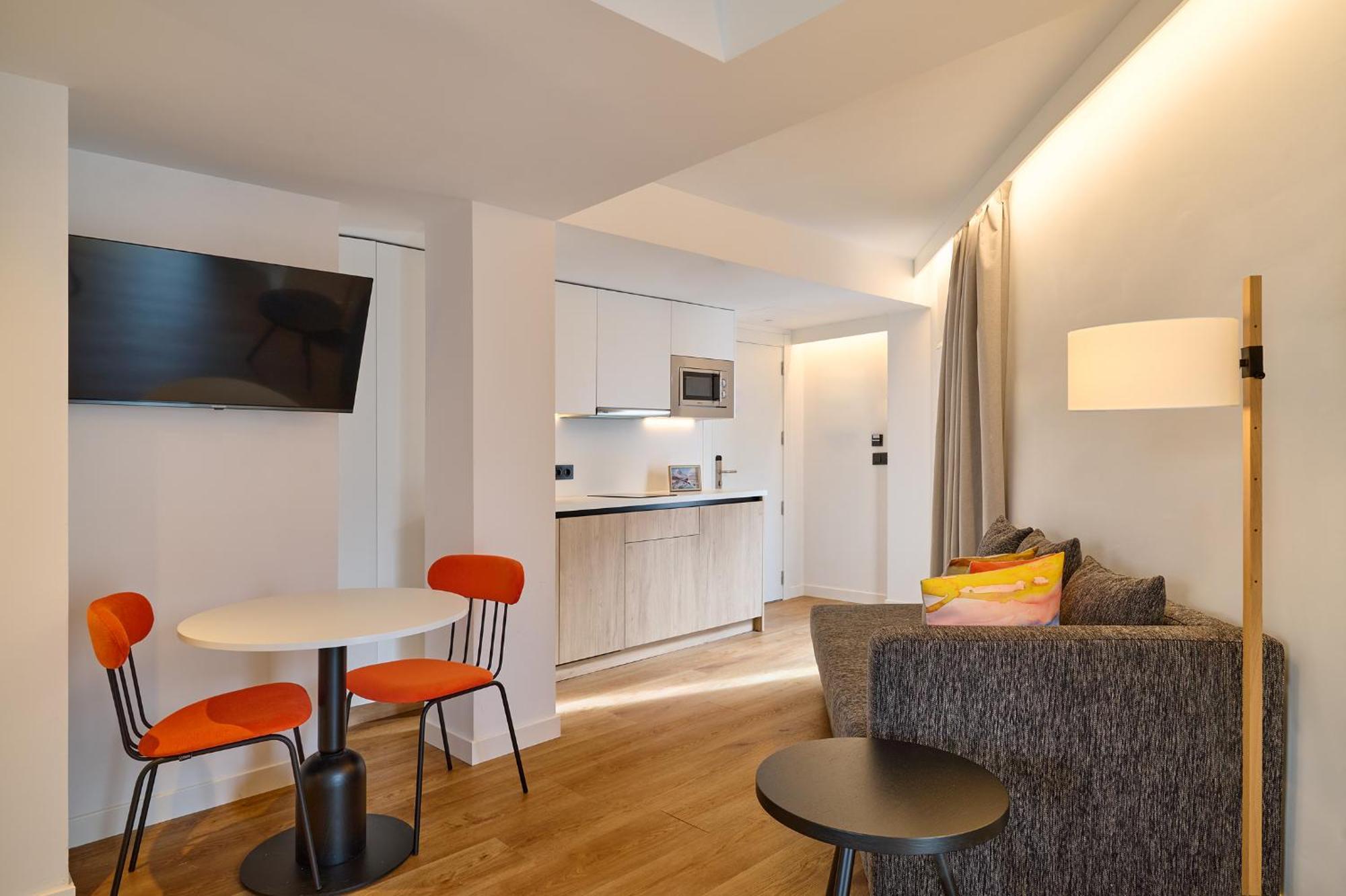 Apartamentos Luna Suites غرناطة المظهر الخارجي الصورة