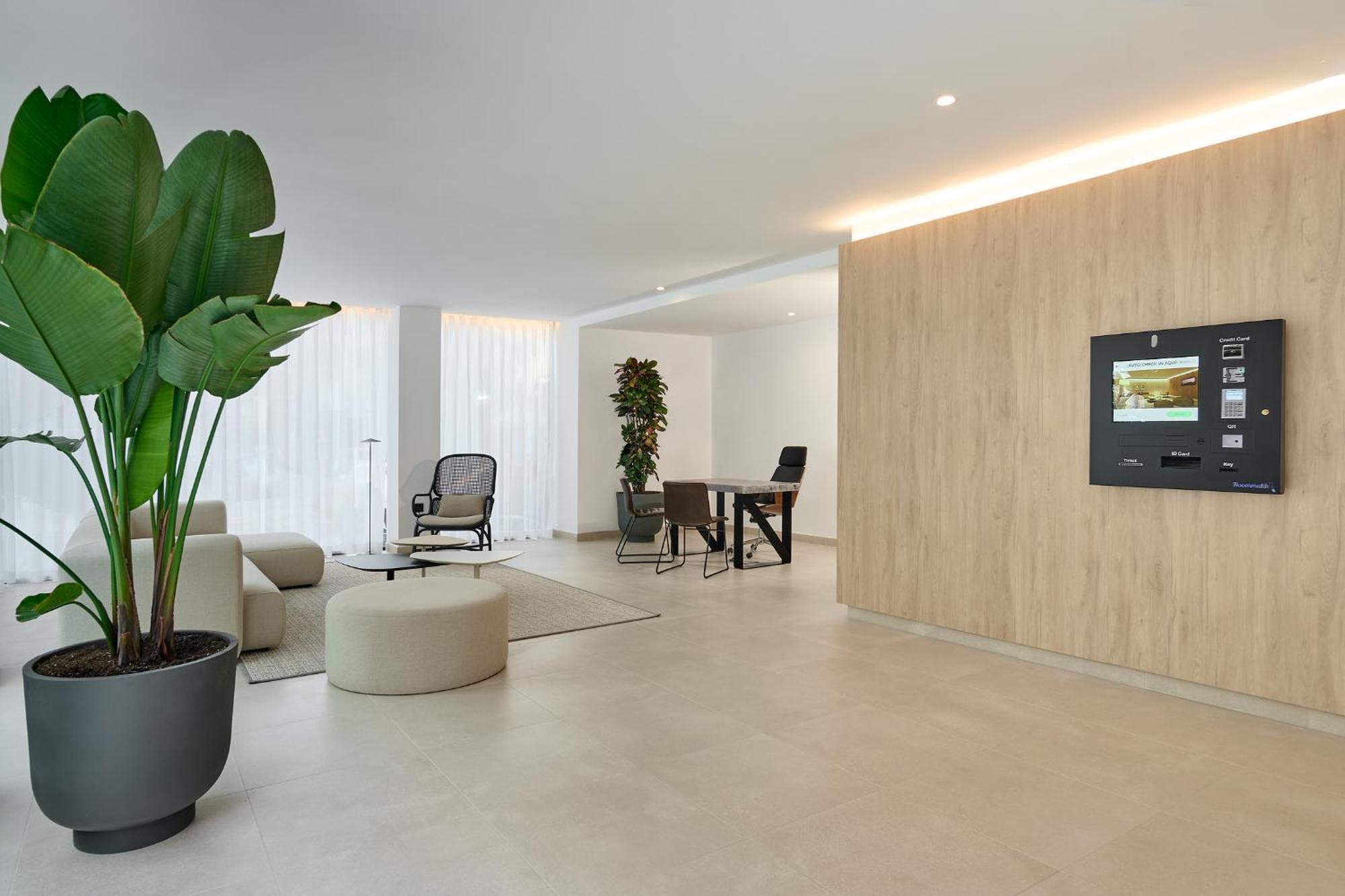 Apartamentos Luna Suites غرناطة المظهر الخارجي الصورة