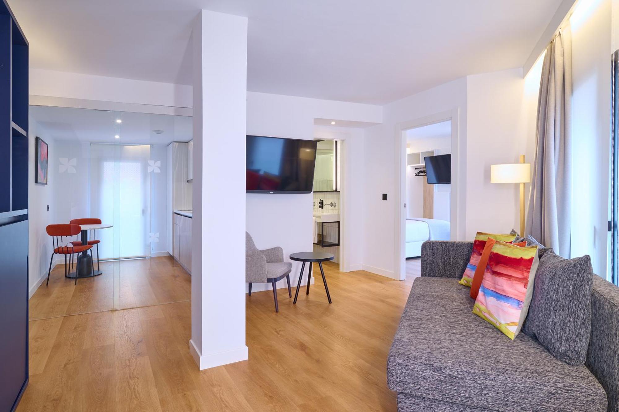 Apartamentos Luna Suites غرناطة المظهر الخارجي الصورة